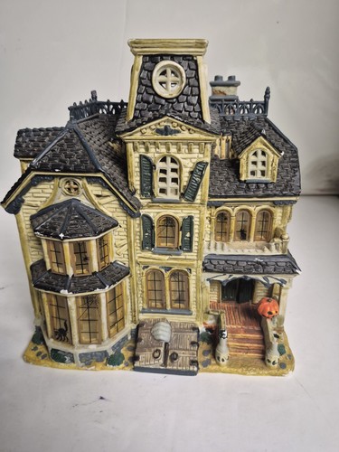 Lemax spooky town greaves - lemax,
